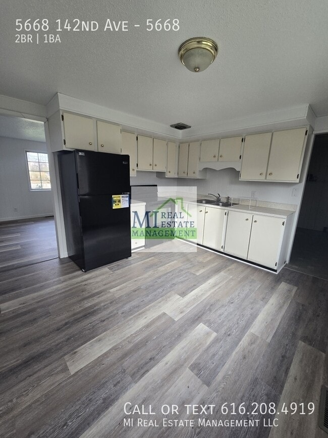 Foto del edificio - 5668 142nd Ave