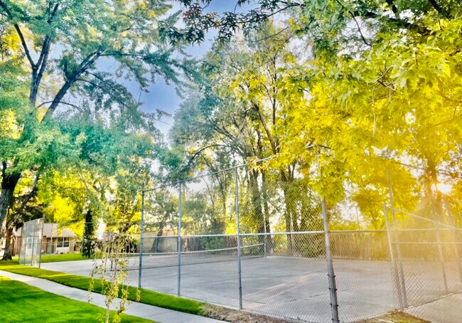 Foto del edificio - 6054 S 2075 E