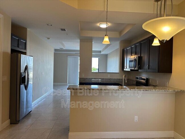 Foto del edificio - 421 SW 47th Terrace