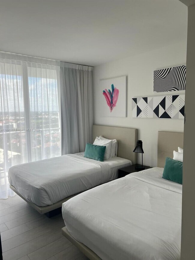 Foto del edificio - 4010 S Ocean Dr