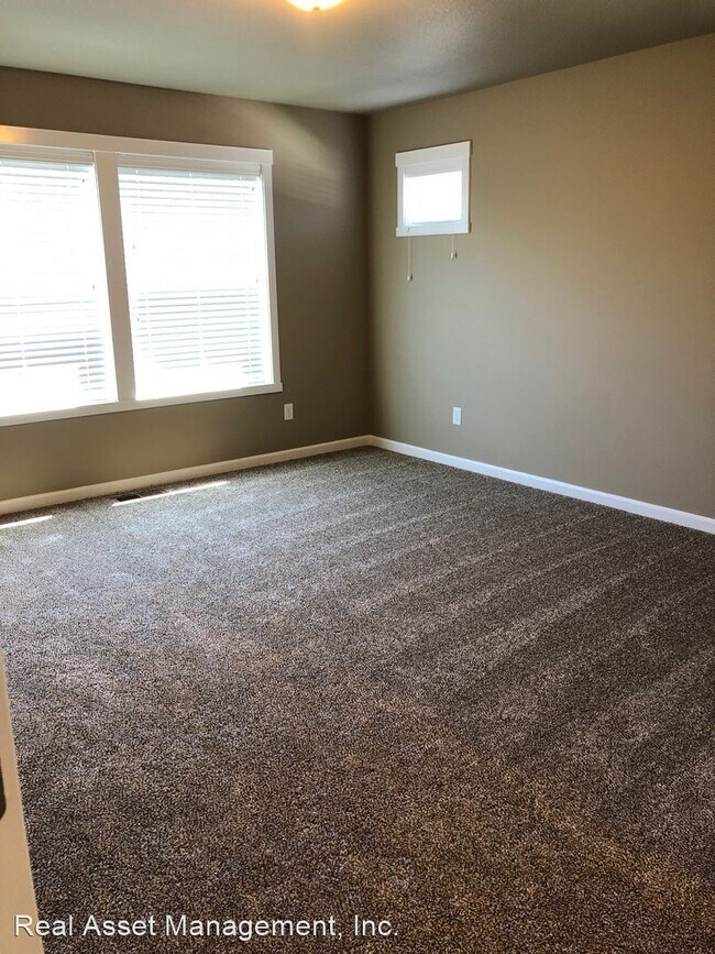 Foto del edificio - 3 br, 2.5 bath House - 10213 NE 106th Cir