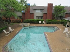 Building Photo - 8404 Forest Ln
