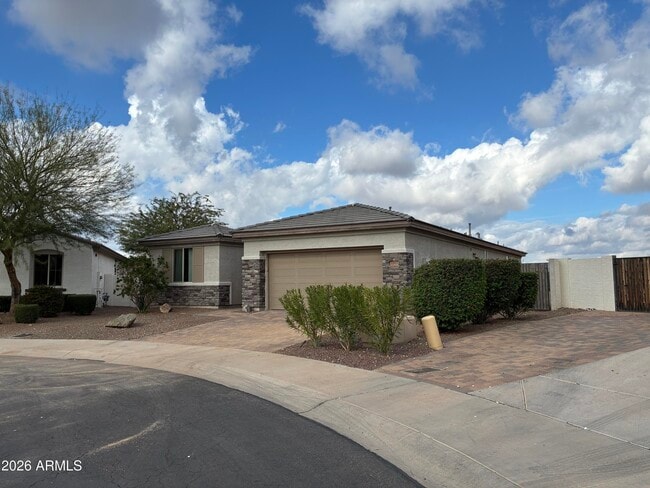 Foto del edificio - 24827 N 106th Dr