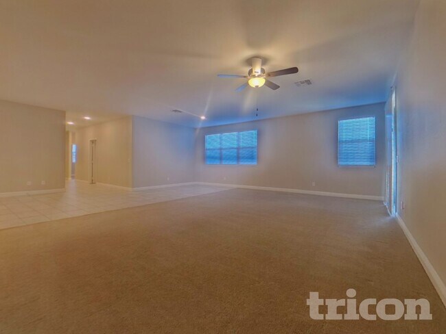 Building Photo - 11393 S 175th Dr