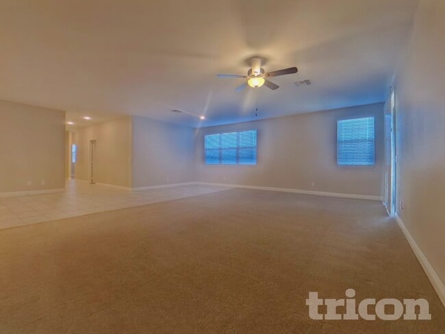 Foto del edificio - 11393 S 175th Dr