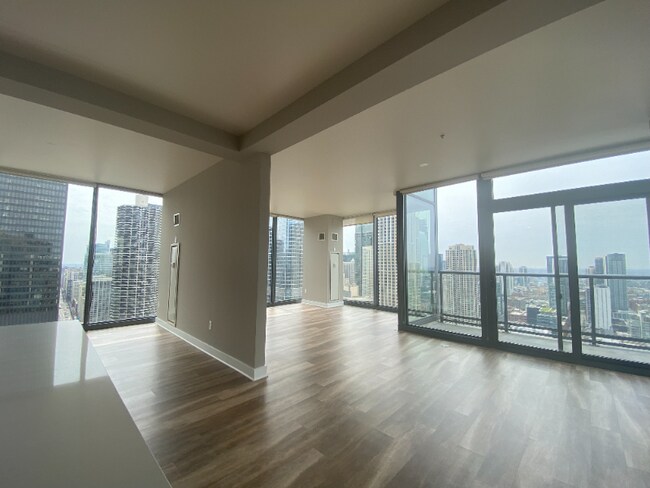 Foto del edificio - 549 N Clark St