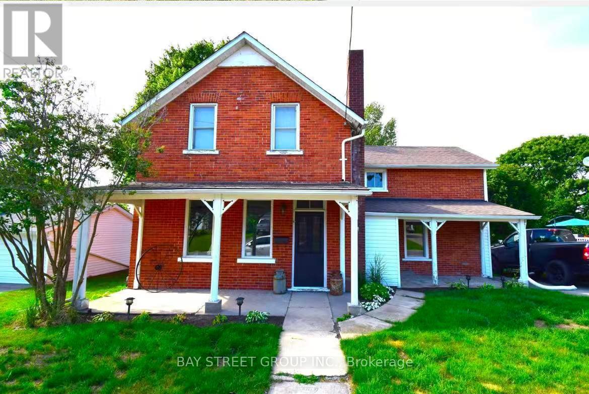 Primary Photo - 64 Sherbourne St