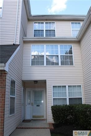 Building Photo - 1201 Plymouth Rd