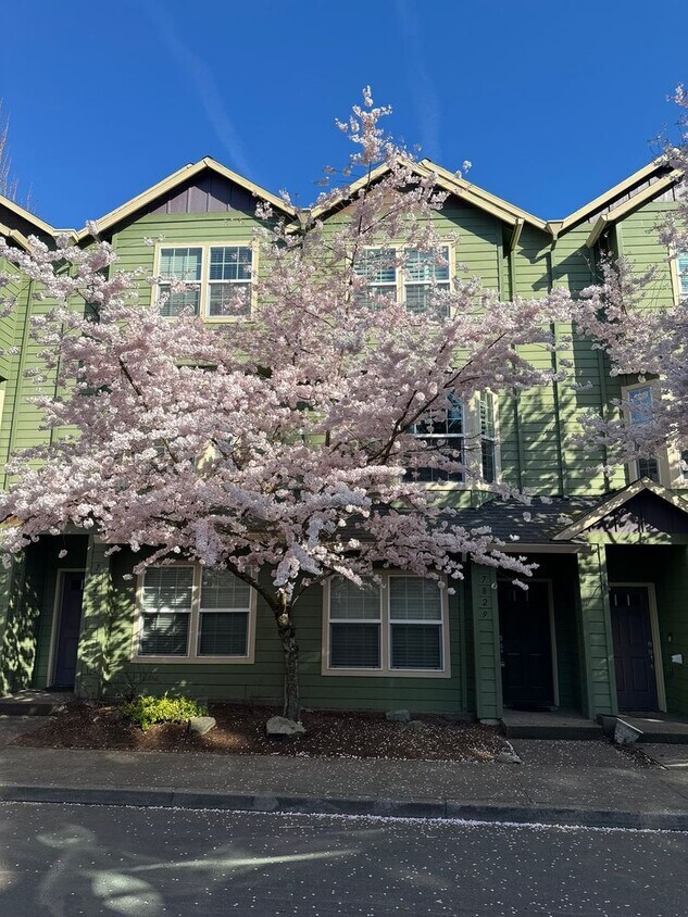 7829 SW Brookline Ln, Tigard, OR 97224 Townhome Rentals in Tigard OR