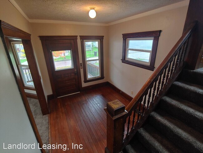 Building Photo - 5 br, 2 bath House - 115 Water Street