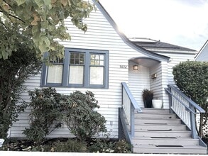 Building Photo - 7632 Winona Ave N