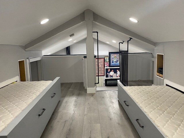 Loft with two twin pull out beds - 3630 Roosevelt St