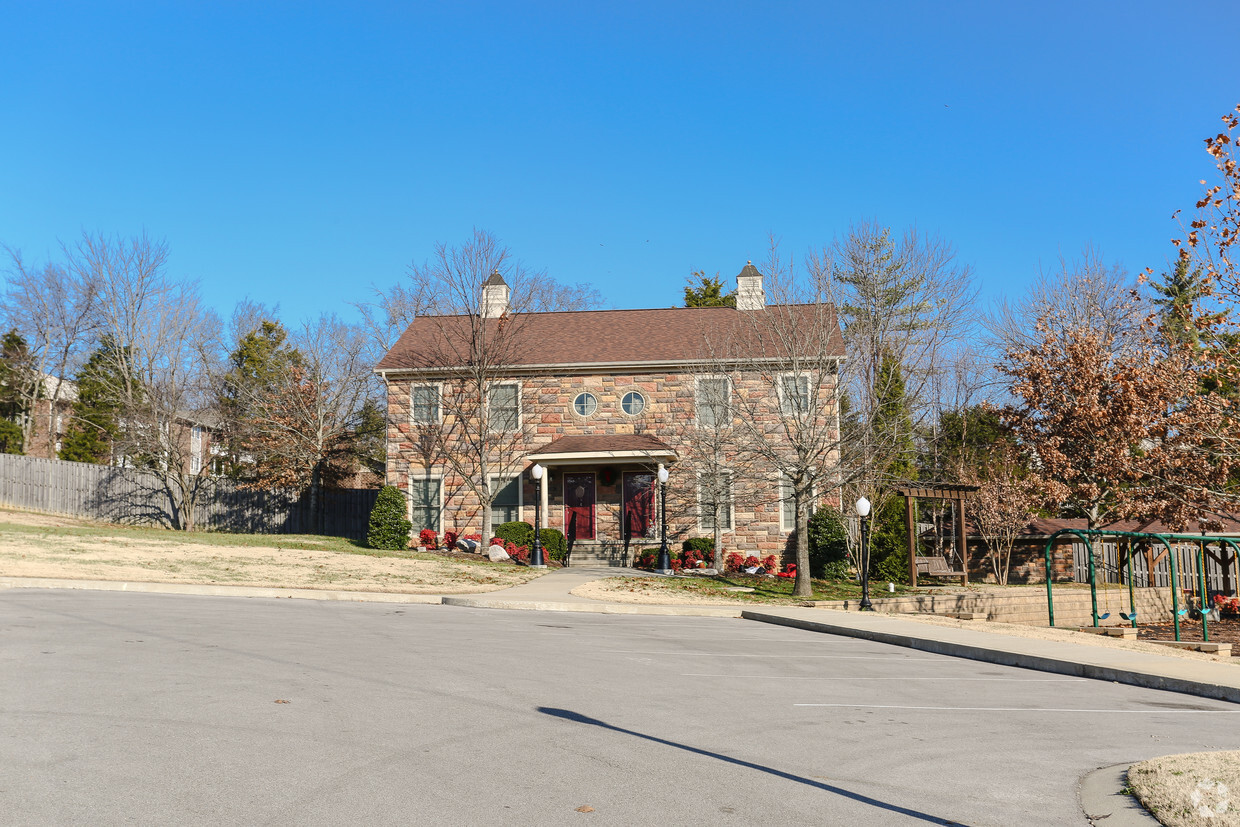 Primary Photo - Davenport Condominiums