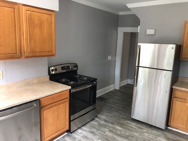 Building Photo - 53 E Patterson Ave