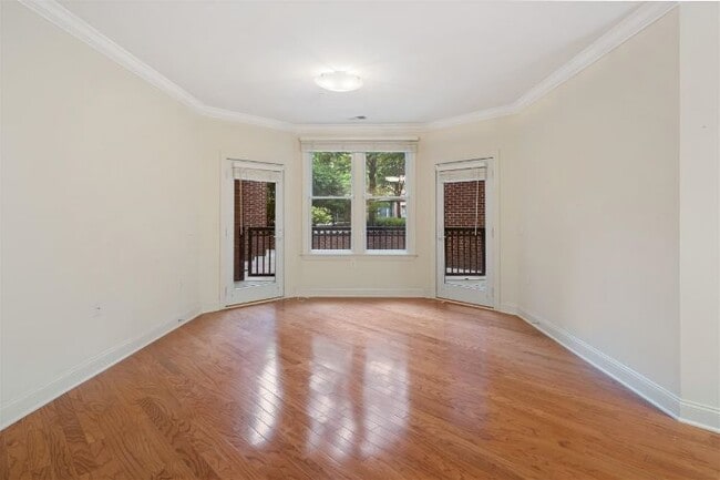 Building Photo - 126 Dudley St
