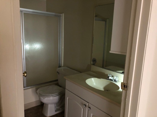 Bathroom - 1720 Elliott Dr
