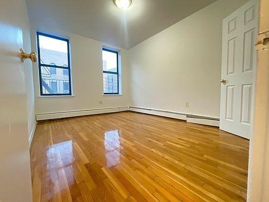 Foto principal - 1 bedroom in BRONX NY 10456