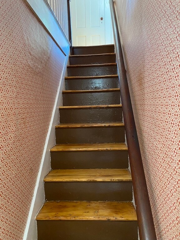 Foto del edificio - 230 W Fifth St