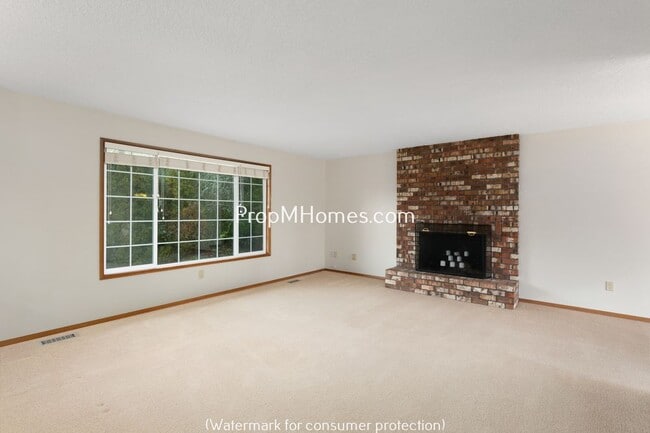 Foto del edificio - 16524 SE Gordon St