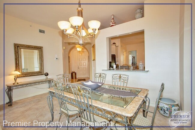 Building Photo - 3 br, 2.5 bath House - 825 Bentwater Circl...