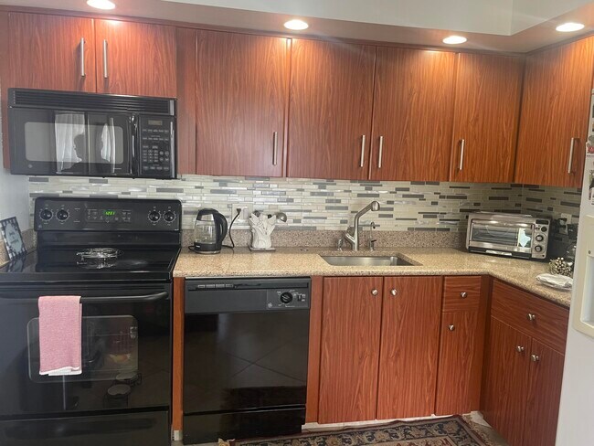 Foto del edificio - 306 Andover E