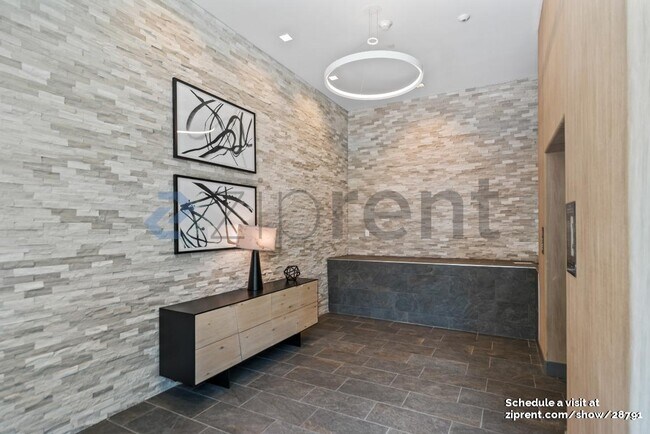 Foto del edificio - 45258 Tom Blalock St
