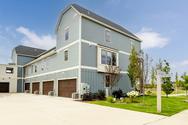 Building Photo - 176 Mariners Cove