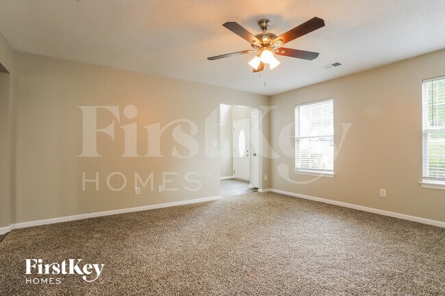 Foto del edificio - 5833 Cobalt Dr SW