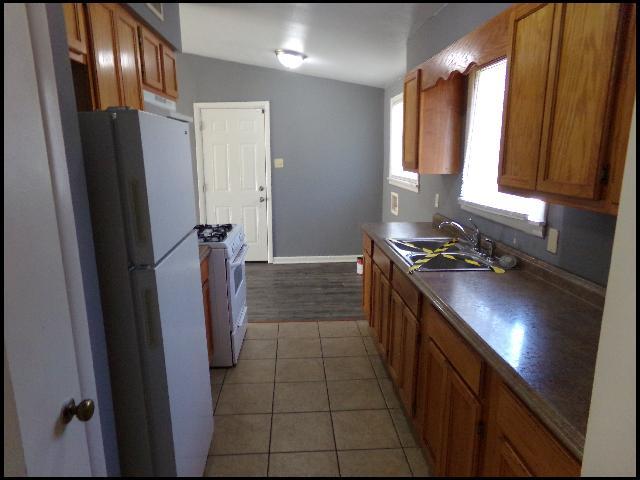 Foto del edificio - 1215 W 37th St