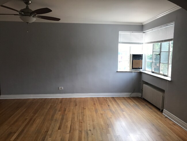 Foto del edificio - 1321 E 10th Ave