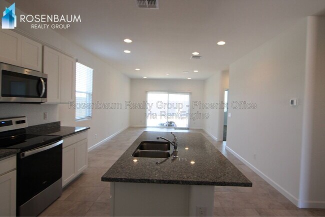 Foto del edificio - 38095 W Cannataro Ln