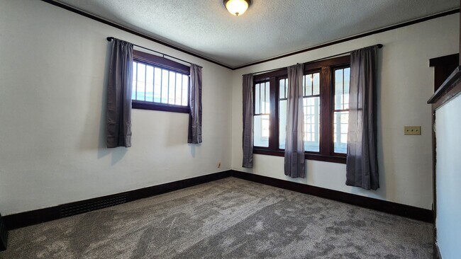 Foto del edificio - 1316 3rd Ave N