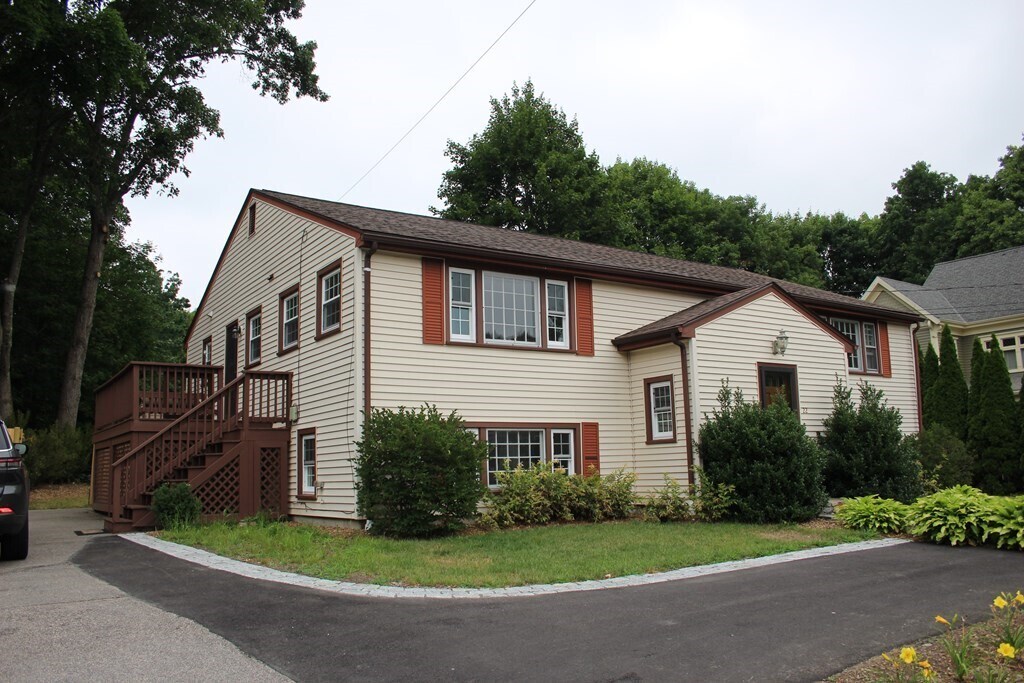 Primary Photo - 20 Green St