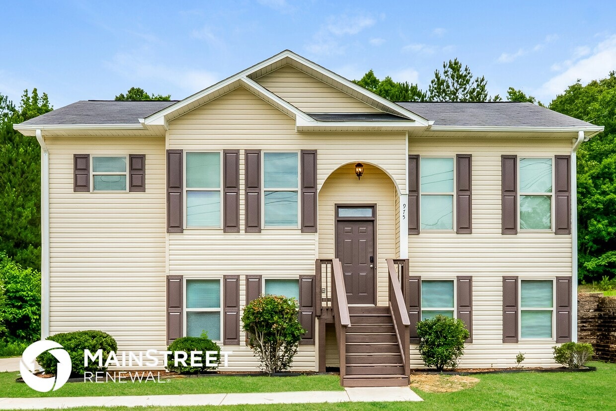 Primary Photo - 975 Moonlite Dr
