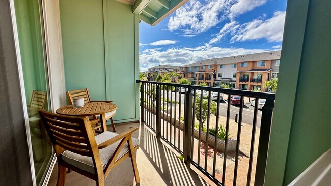 Lanai - 91-3525 Kauluakoko St