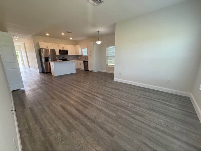 Building Photo - 2215 Andalusia Blvd