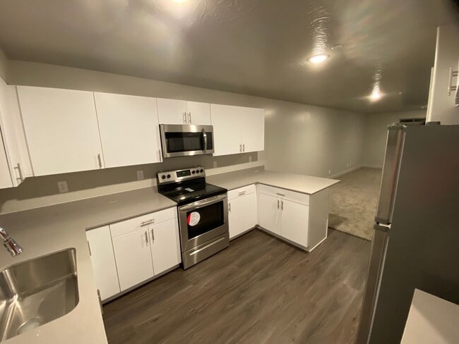 Building Photo - Great 2 Bed 1 Bath in Hurricane!!