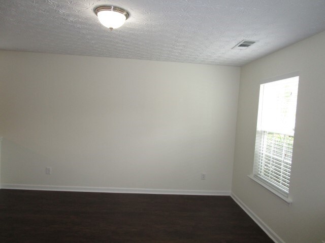 Building Photo - 134 Holly Mill Village Drive