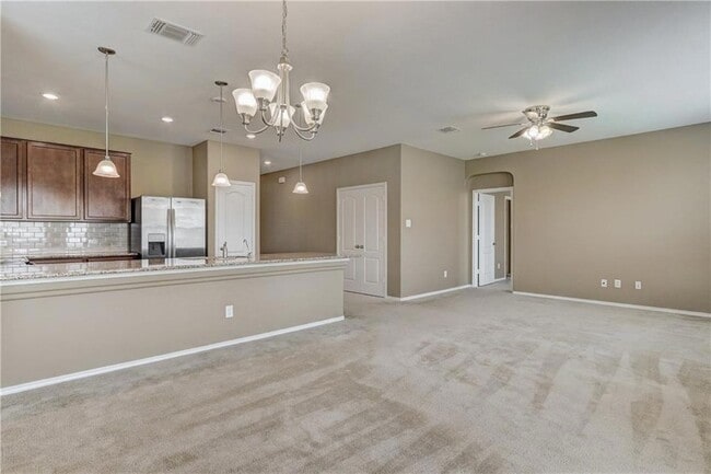 Building Photo - 7928 Bassano Dr