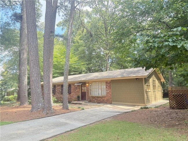 Building Photo - 1009 Verdi Way