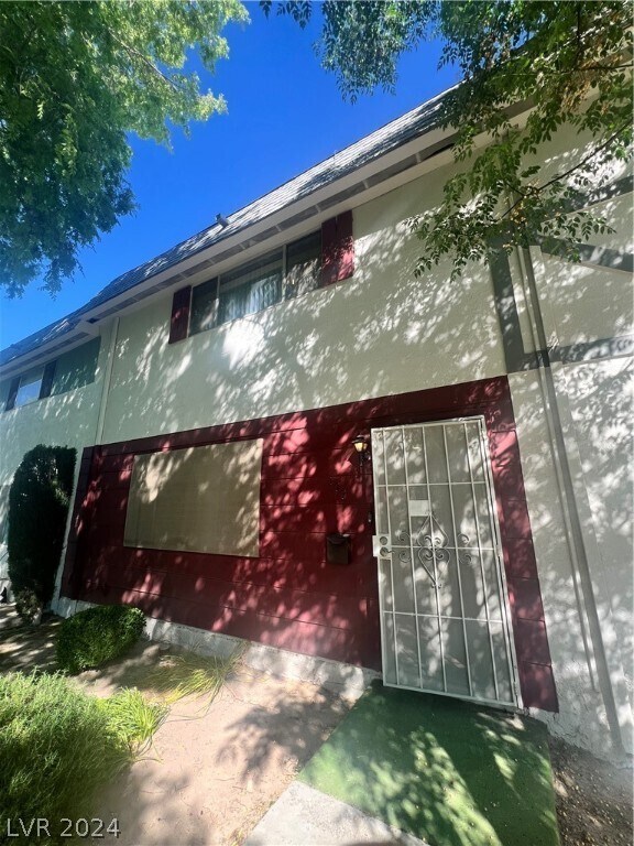 Building Photo - 177 Greenbriar Townhouse Way