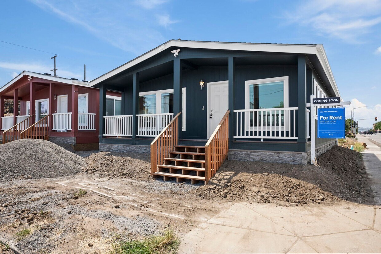 Foto principal - Brand New University District Home - Conve...