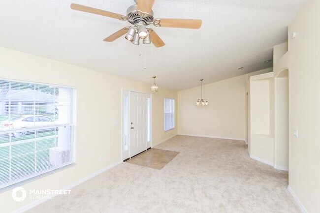 Foto del edificio - 5690 CINNAMON FERN BLVD, COCOA, FL 32927