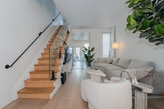 Building Photo - 286 Euclid Ave