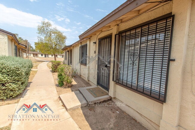 Foto del edificio - 3120 N 67th Ln