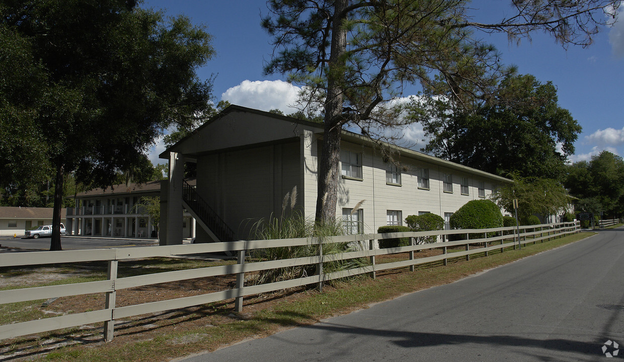 Oak Ridge - Oak Ridge Apartments