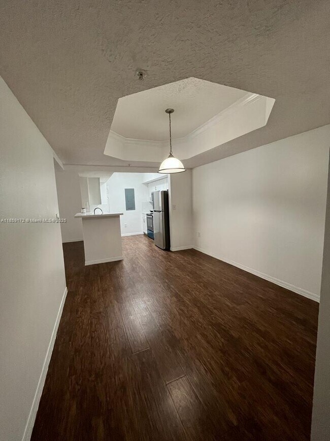 Foto del edificio - 215 SW 117th Terrace