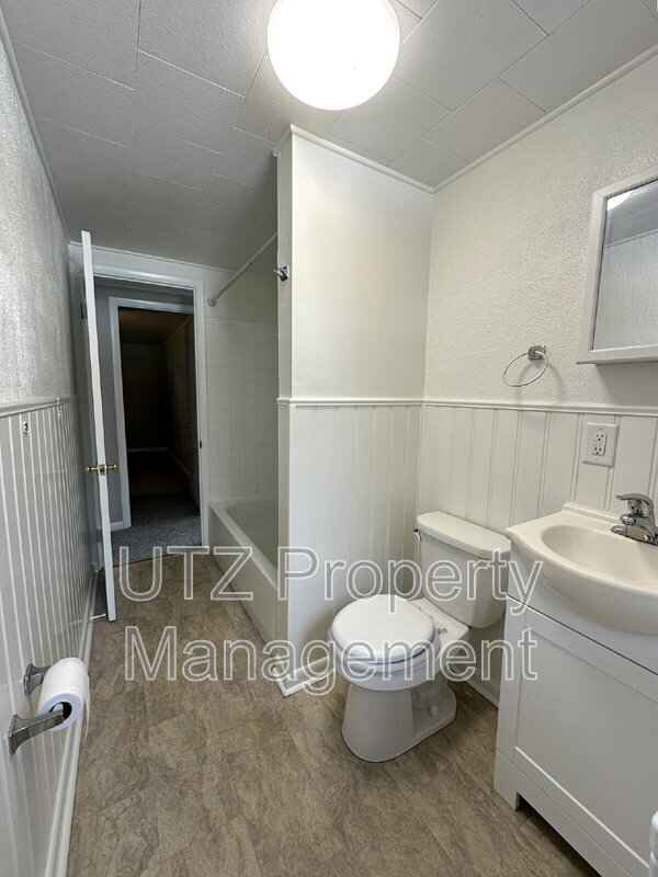 Foto del edificio - 1118 Jim Dot Dr