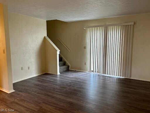 Building Photo - 127 Orchard Dr