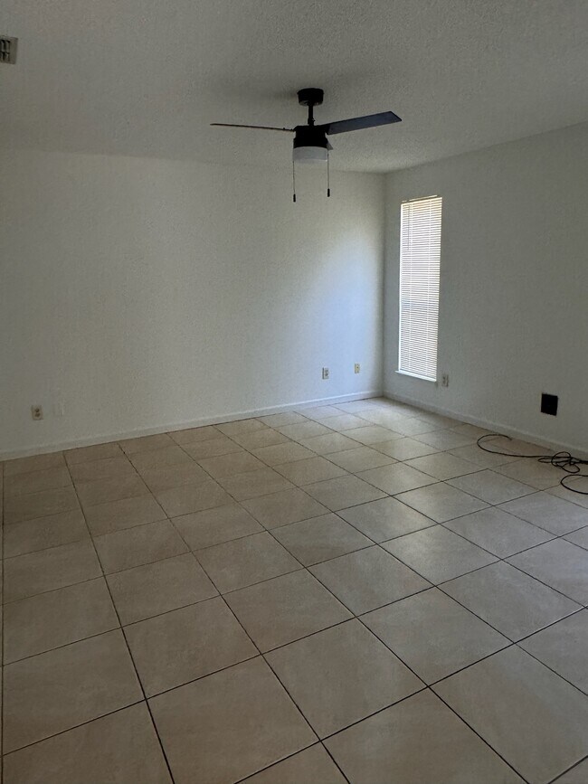 Foto del edificio - 11719 Fort Caroline Lakes Dr N